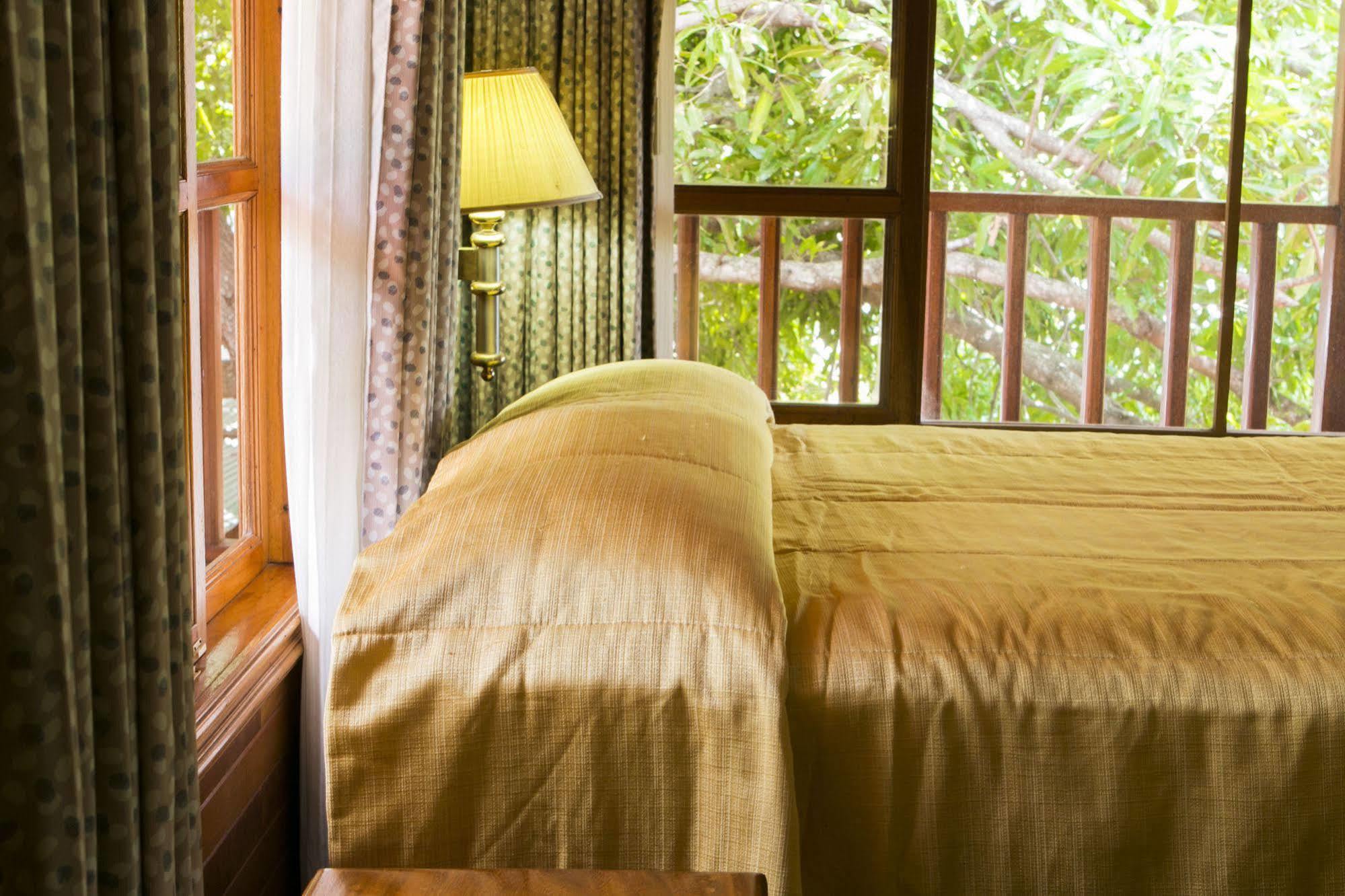 Santa Elena Lodge Cuajiniquil Buitenkant foto